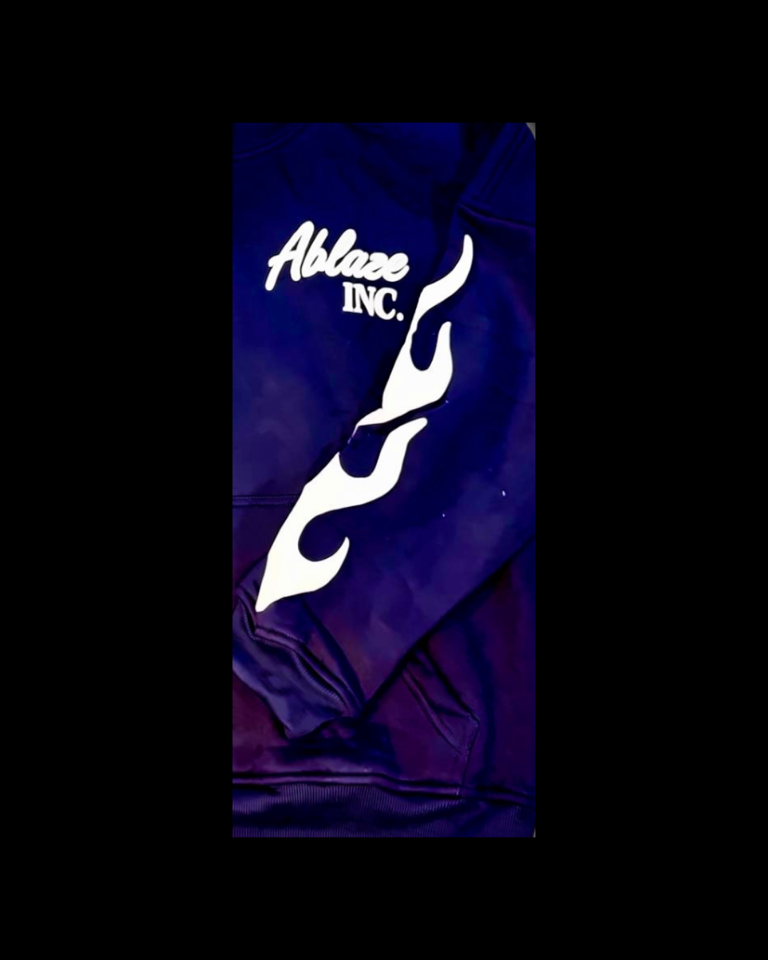 ABLÅZE HOODIE – NAVY / WHITE